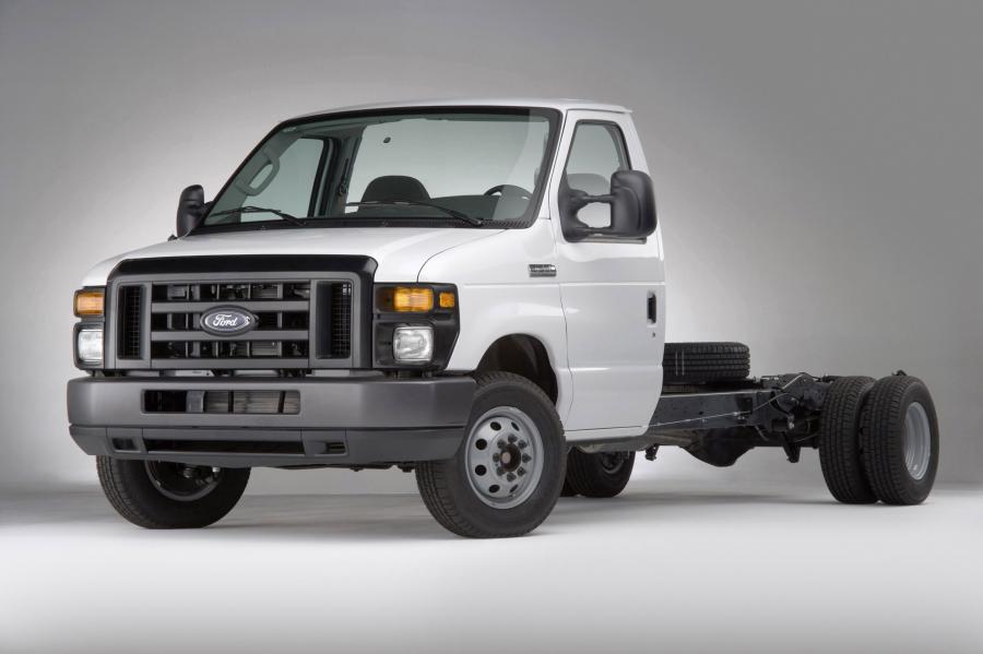  Ford E Series 2008 года  (фото 10 из 43)